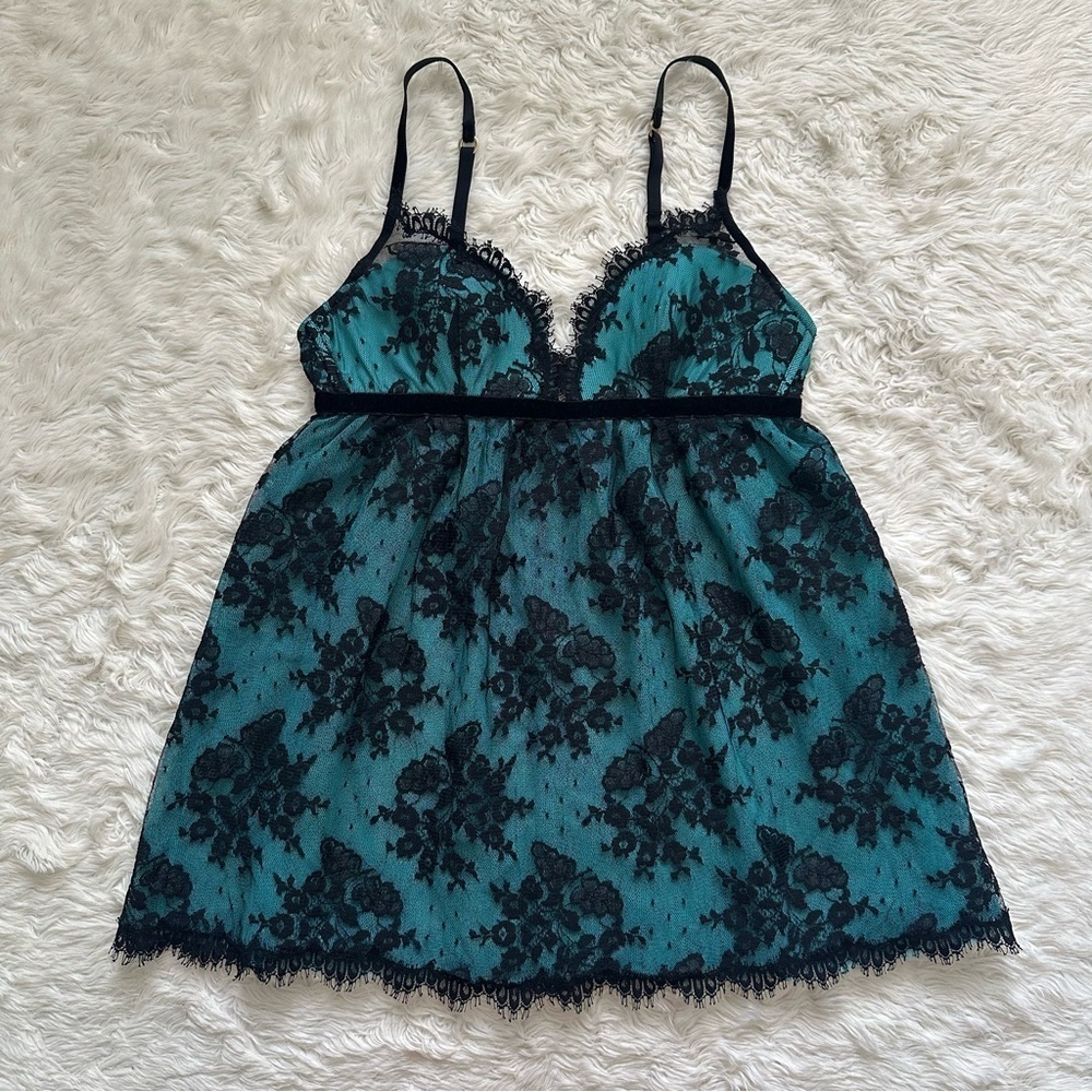 Victoria’s Secret Babydoll Chemise Lingerie Sleepwear Top Sheer Lace Teal Sz M